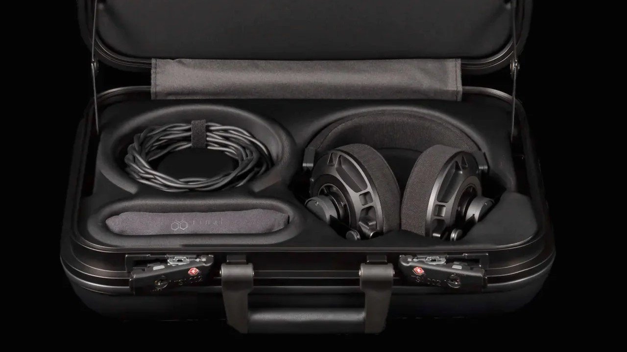 Final Audio D7000