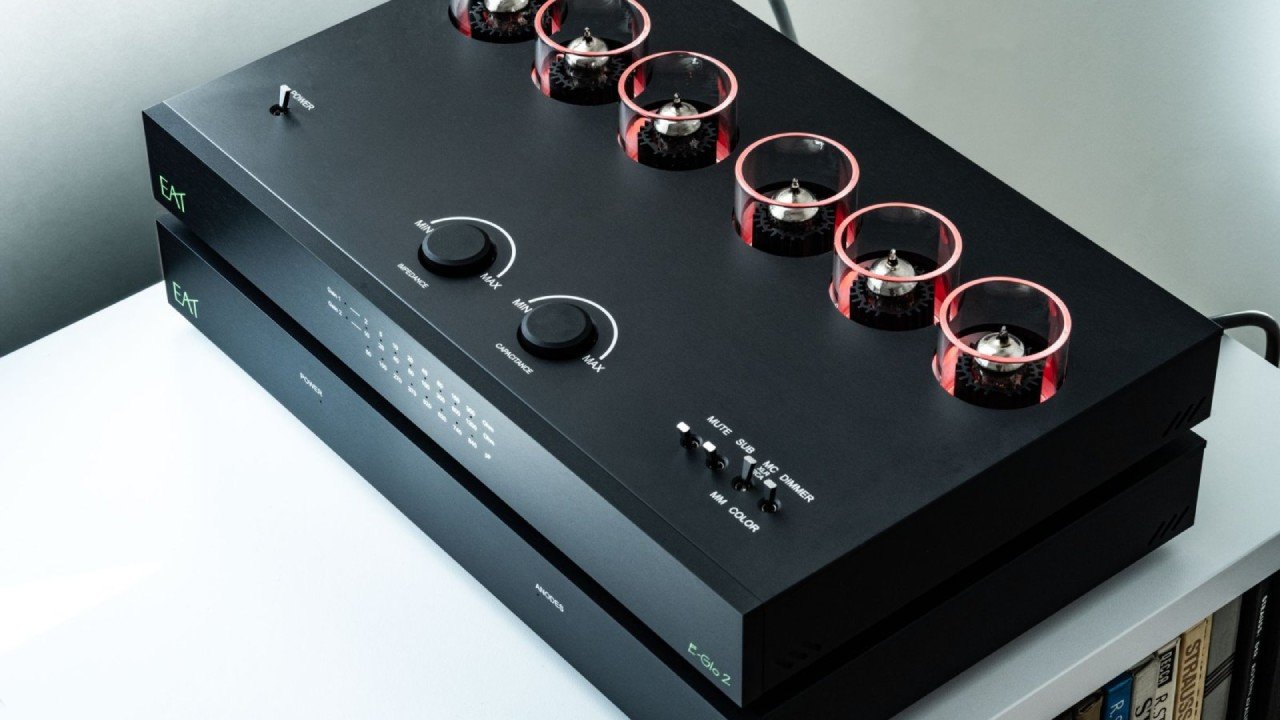 EAT E-Glo II phono amplifier