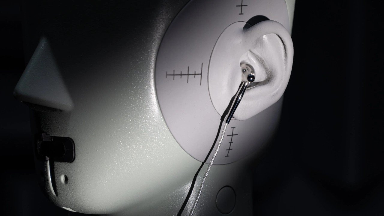 Moondrop Celebrates 10 Years with Pavane: A Flagship Flat-Head Masterpiece in Sound and Steel