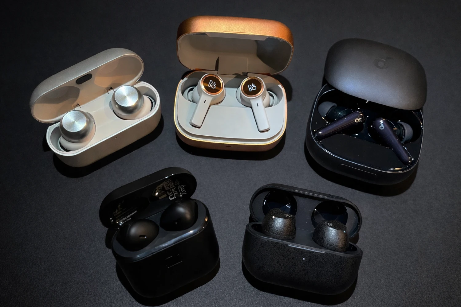 Looking for the best true wireless earbuds of 2025? We compare top TWS models from $100 to $600, focusing on sound quality, ANC, comfort, and real-world everyday use.