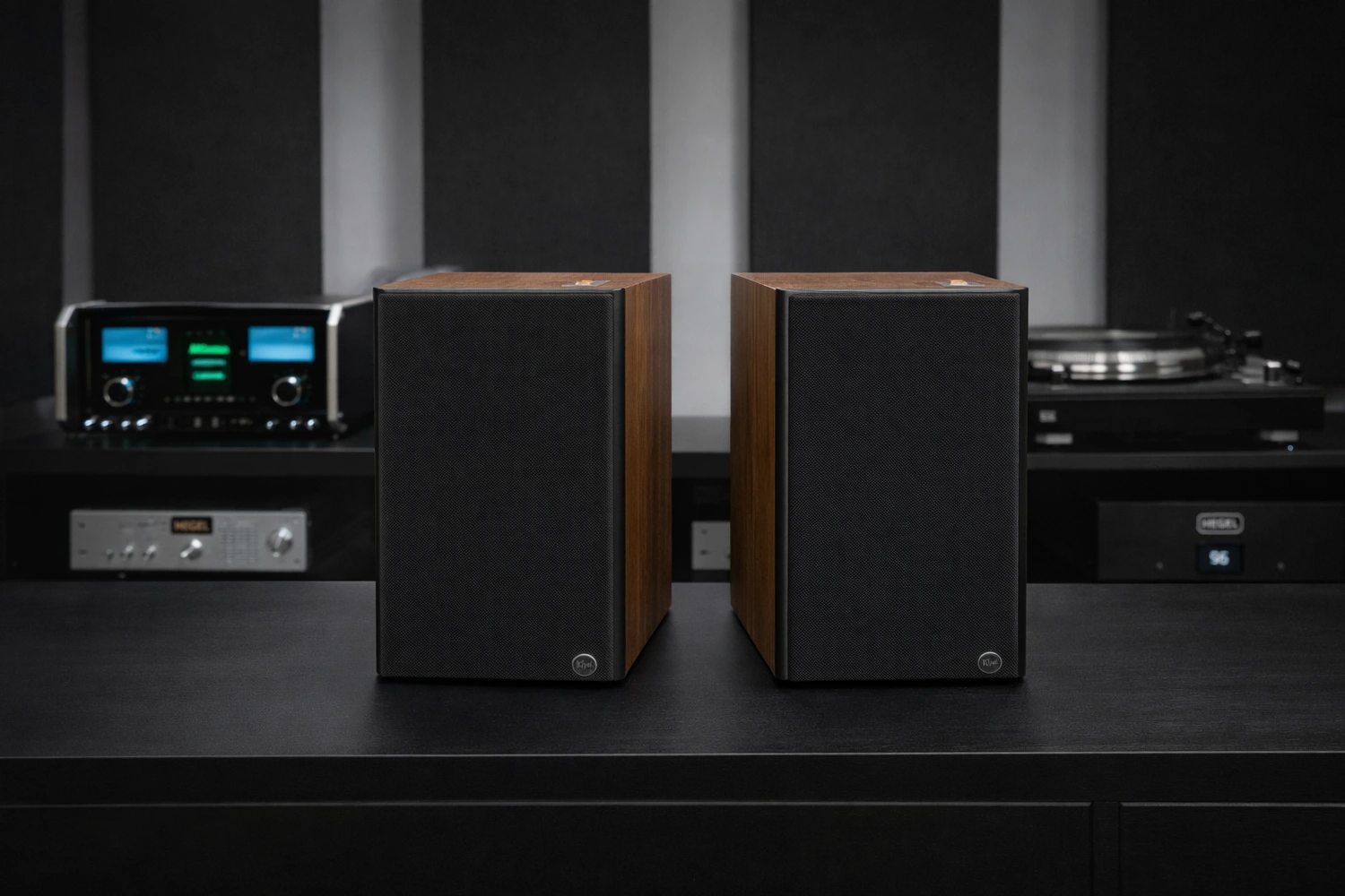 The Klipsch Fives II, Sevens II and Nines II combine classic horn sound with new Onkyo electronics and advanced room correction.